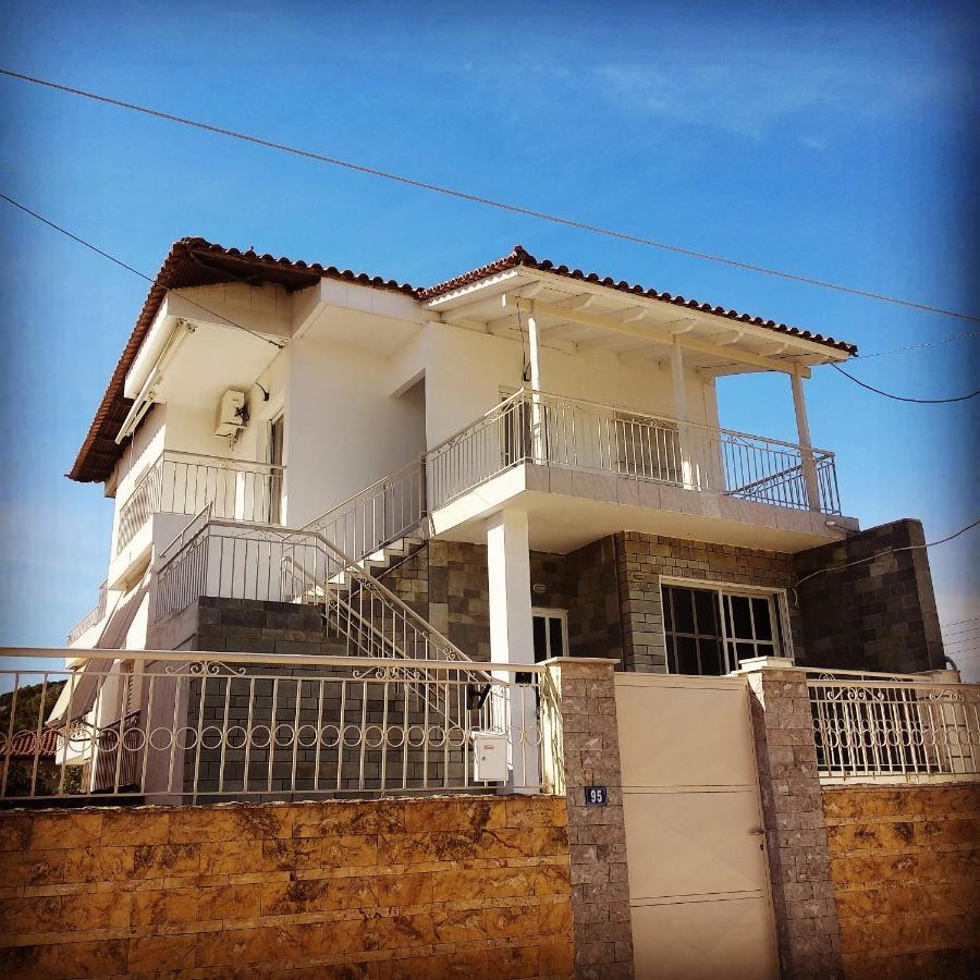 La Vita Apartments-Near Airport & Sea Artemida  Buitenkant foto